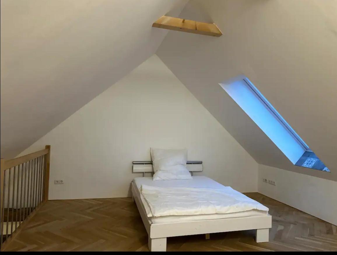 Exklusive Maisonetten Wohnung Mit Gartenzugang Augsburg Exterior foto